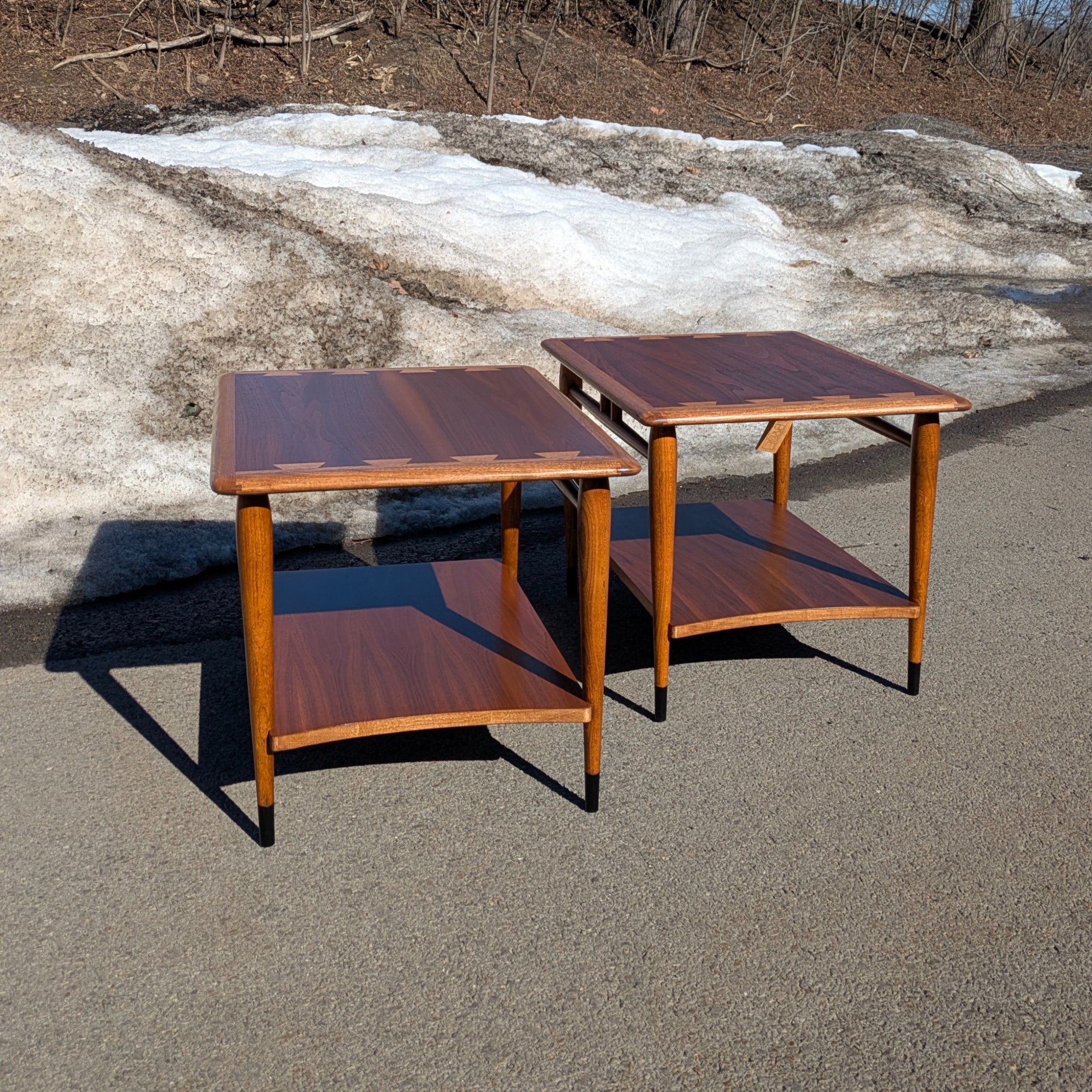 Vintage Lane Acclaim Walnut- w/ Shelf | Abode Rochester